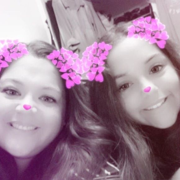 Meet your Posher, Jennifer - Picture 4 of 4